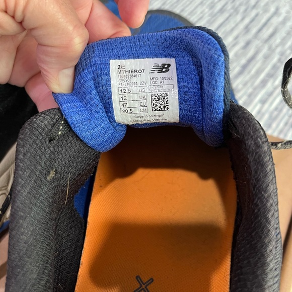 New Balance Blue and Black Athletic Shoes - Picture 2 of 12